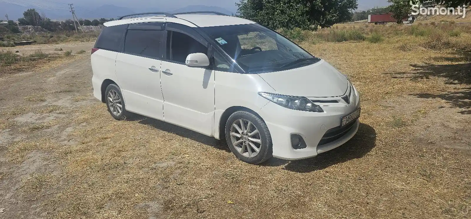 Toyota Estima, 2011-2