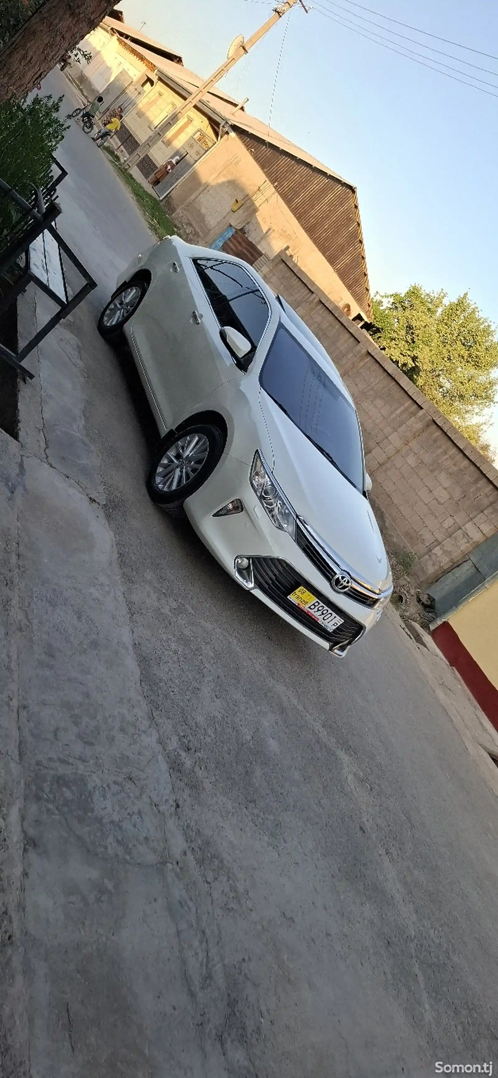 Toyota Camry, 2015-12