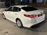 Kia Optima, 2016-5