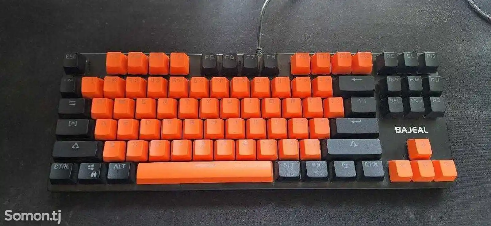 Механическая клавиатура RGB с подсветкой-1