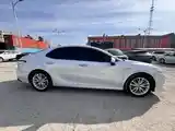 Toyota Camry, 2018-3