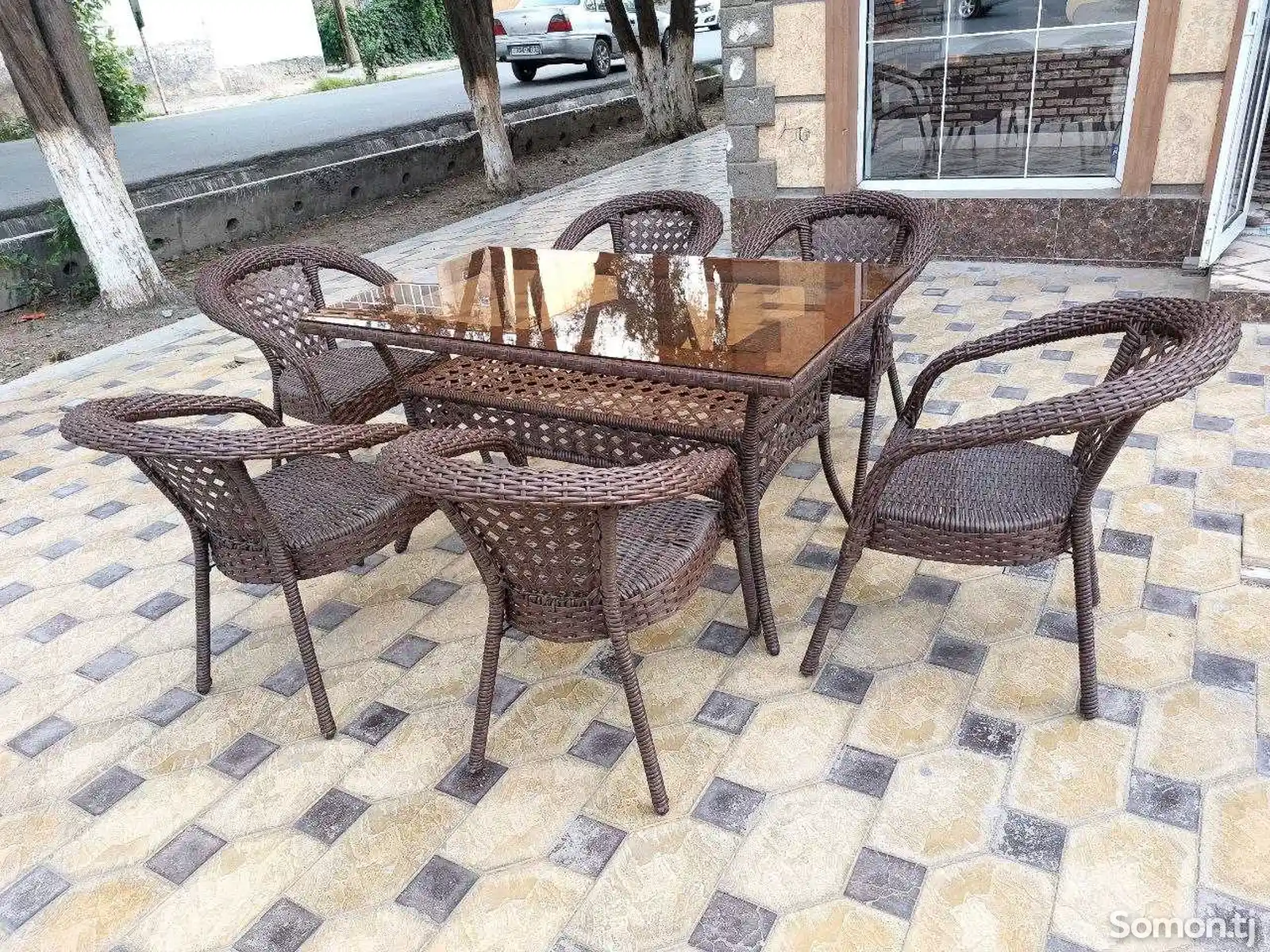 Плетённый комплект стола и стульев-3