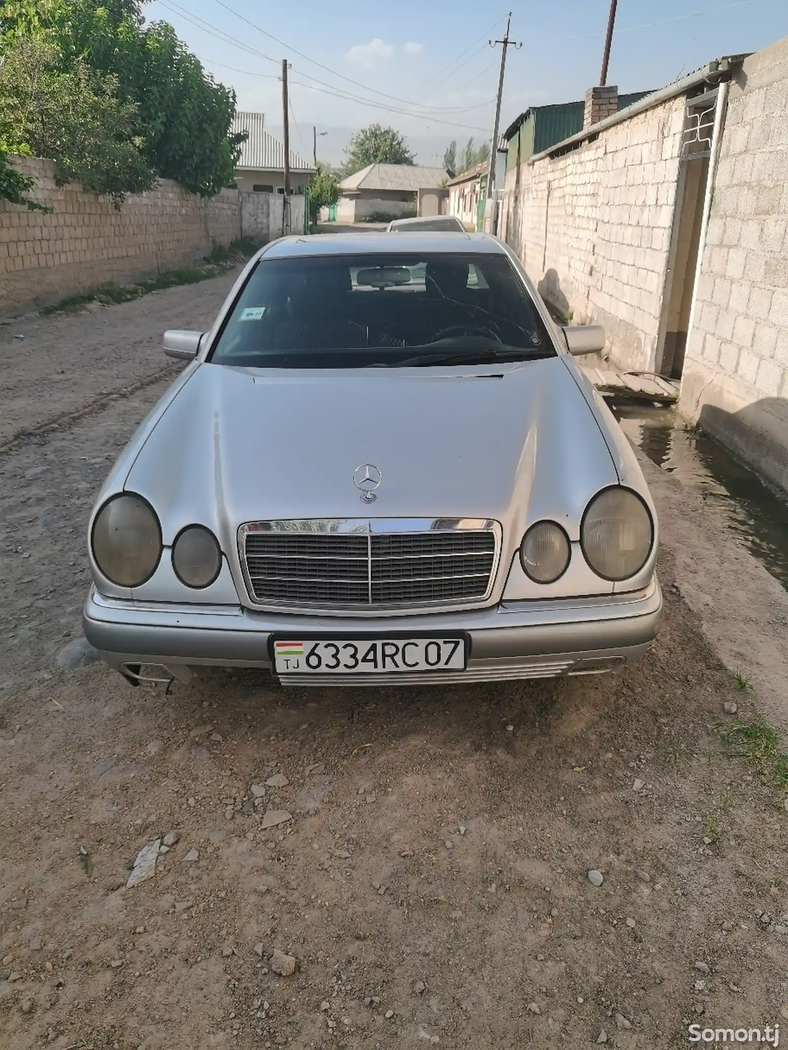 Mercedes-Benz E class, 1996-7