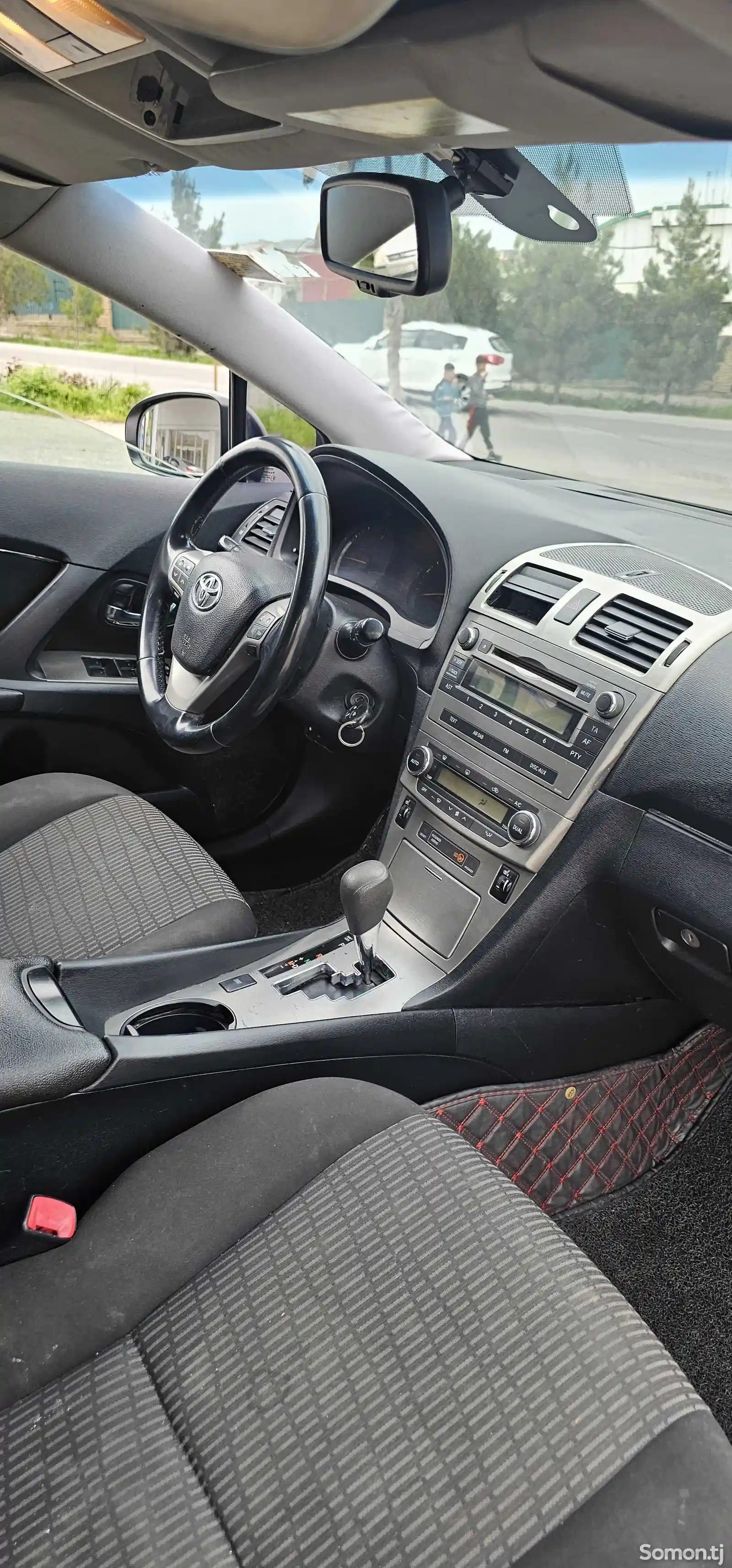 Toyota Avensis, 2011-5