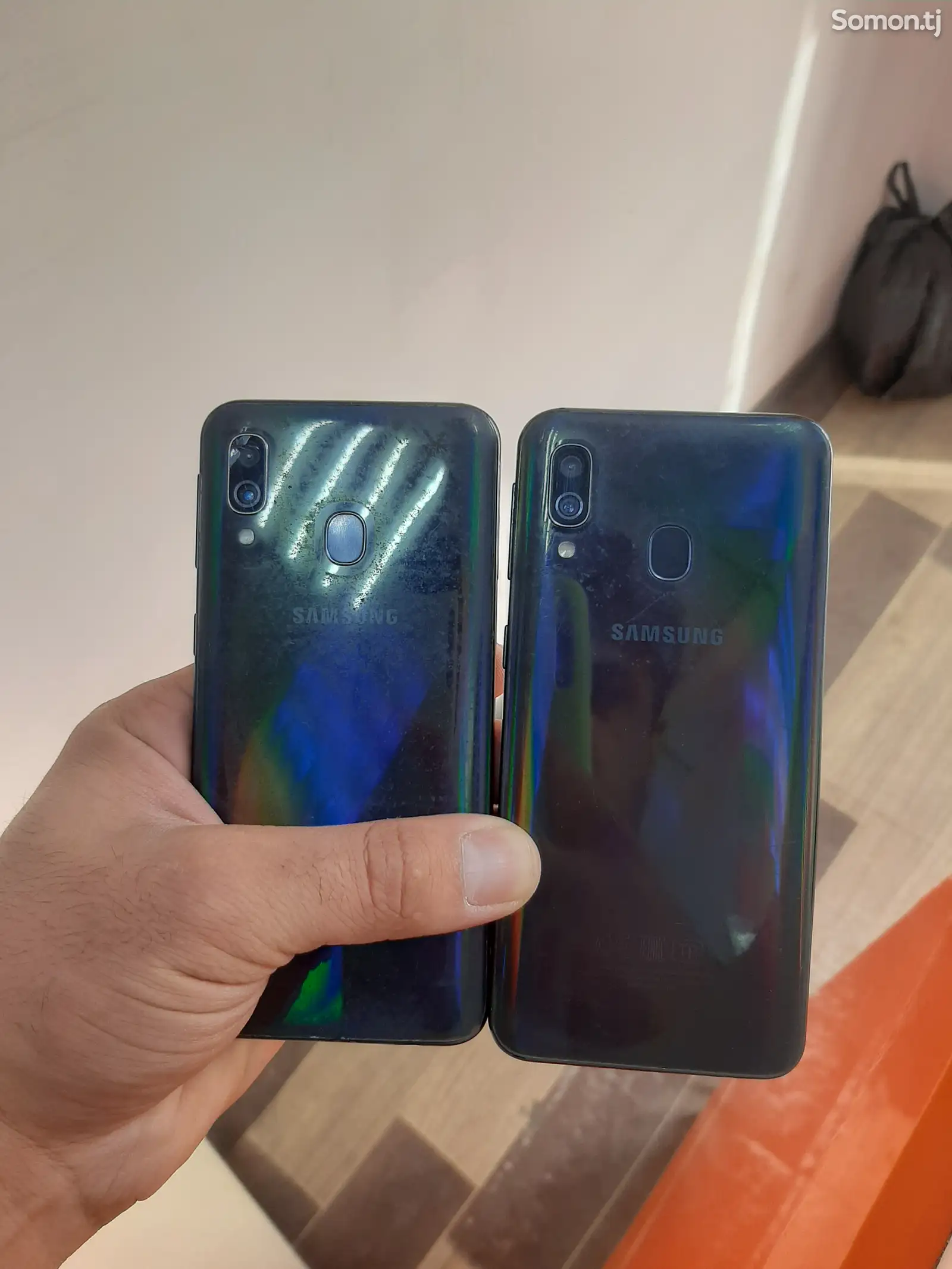 Samsung galaxy a40 на запчасти-1