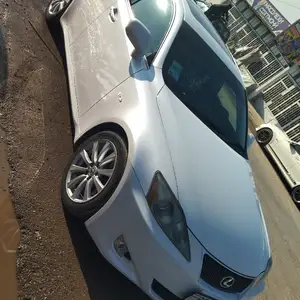 Lexus IS series, 2007