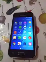 Samsung Galaxy J1 Mini-4