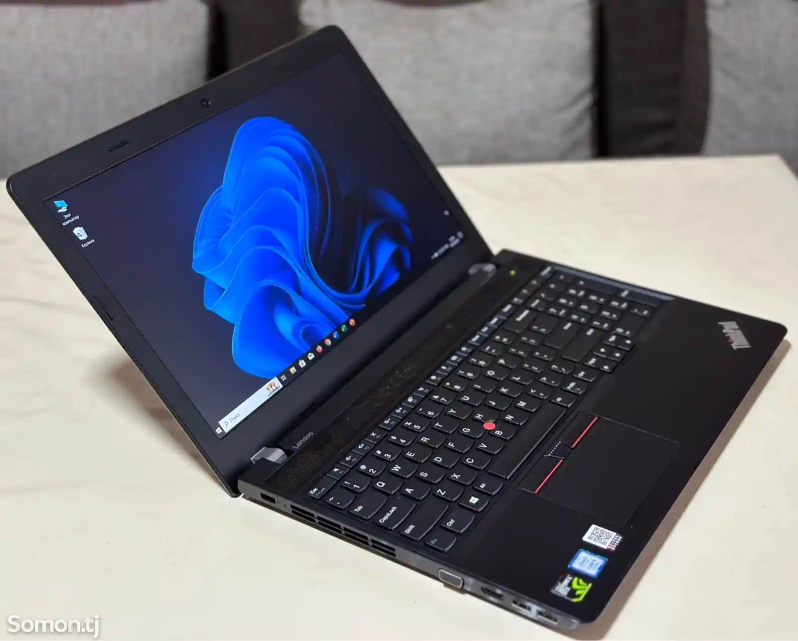 Ноутбук Lenovo Thinkpad Gaming E570 i5-7gen-3