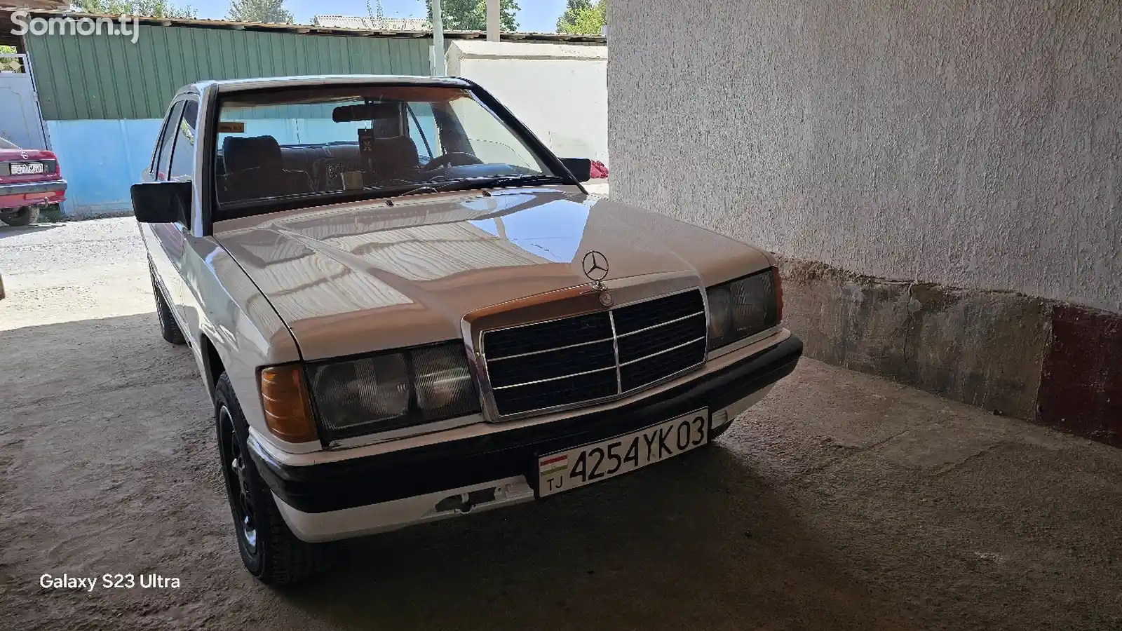 Mercedes-Benz W124, 1988-5