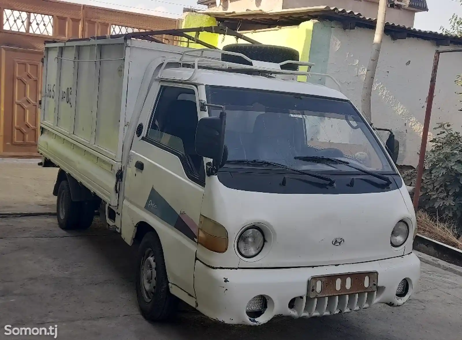 Бортовой автомобиль Hyundai Porter 1-2