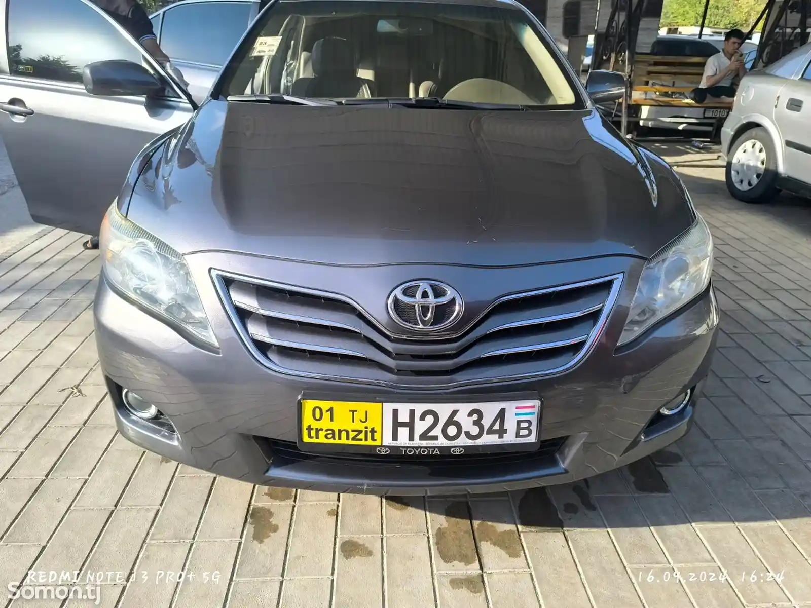 Toyota Camry, 2011-1