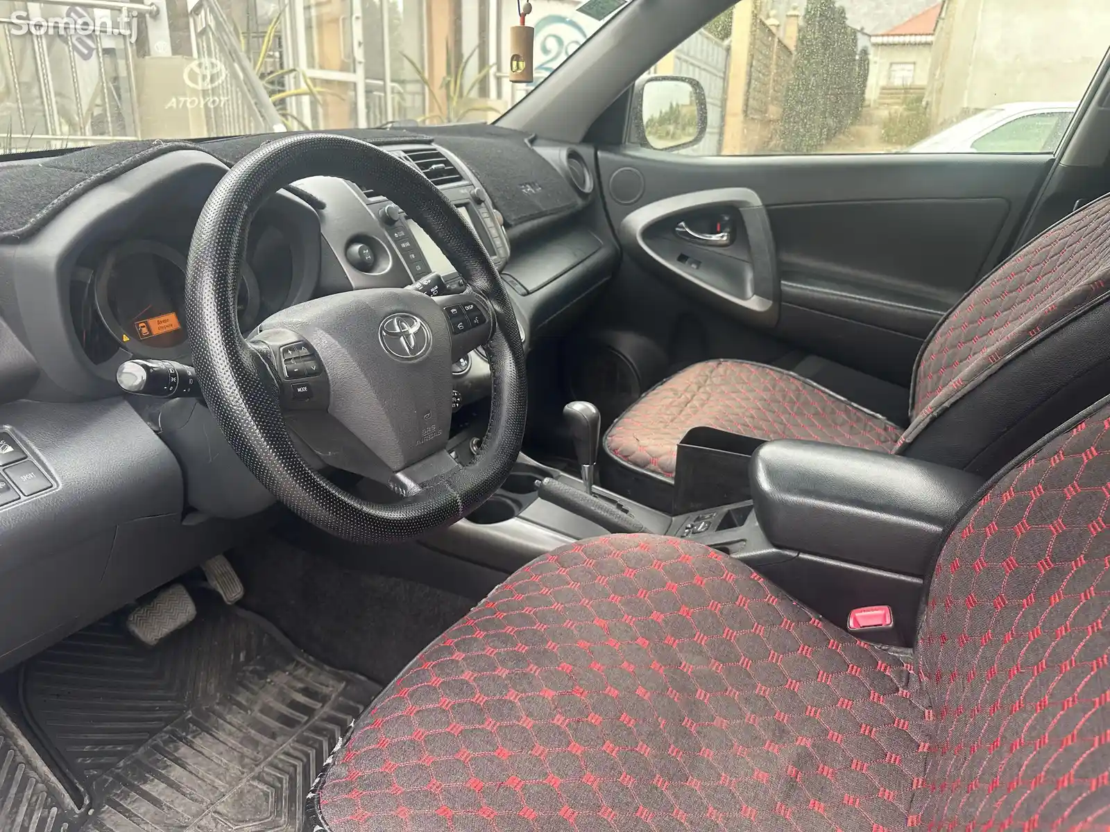 Toyota RAV 4, 2010-2