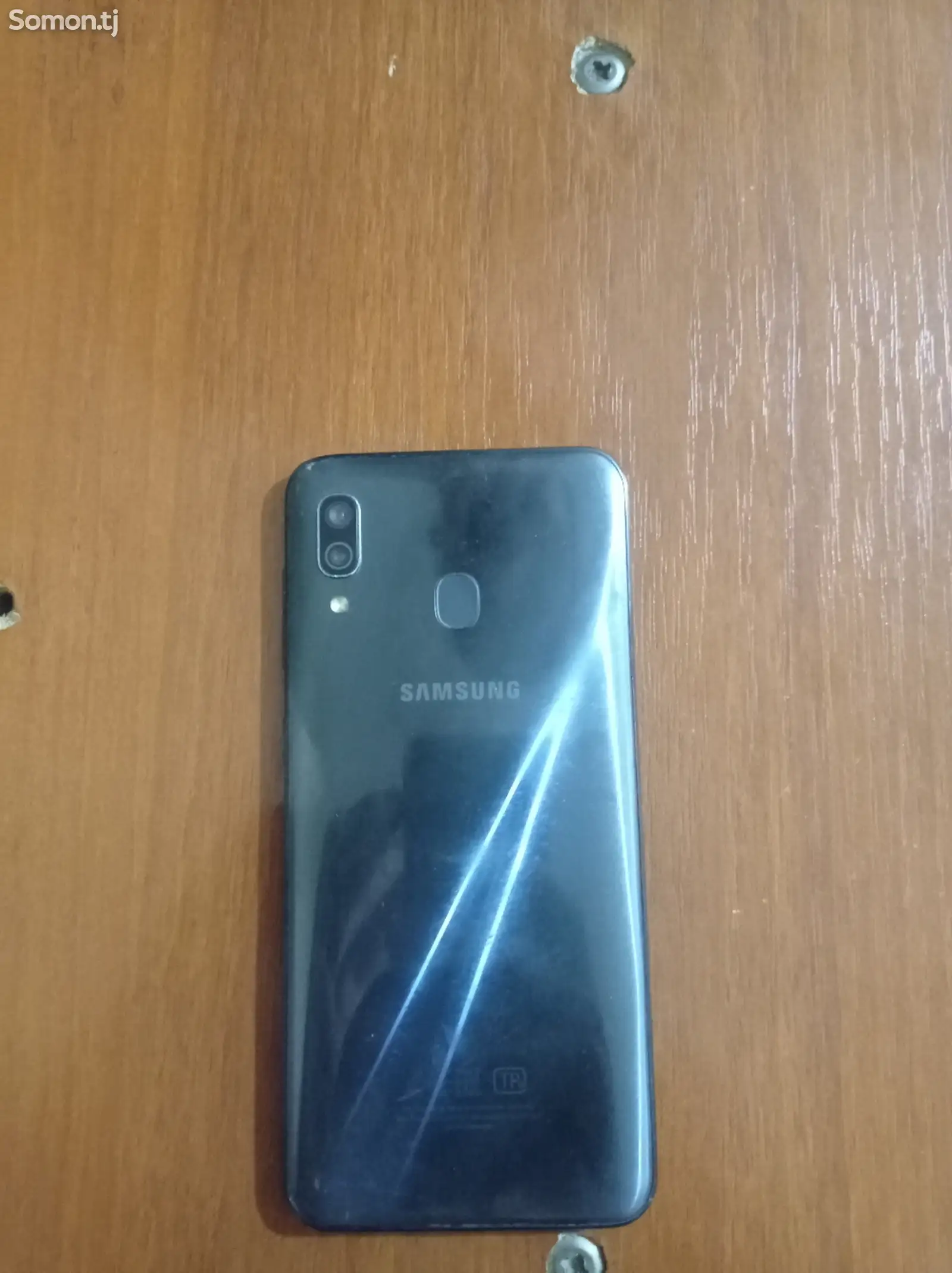 Samsung Galaxy A30-2