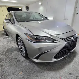 Lexus ES series, 2021