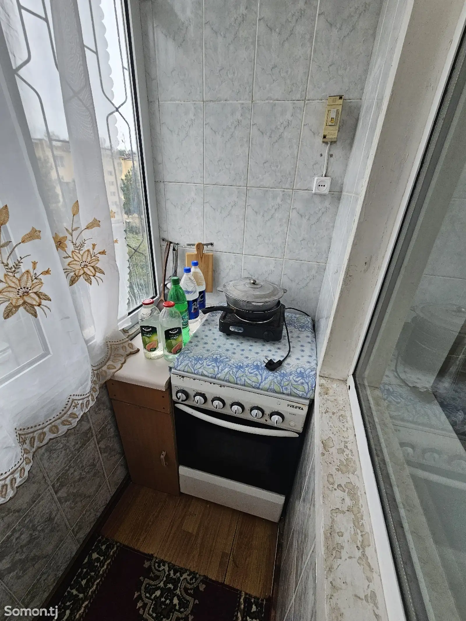 2-комн. квартира, 4 этаж, 60м², Универмаг-6