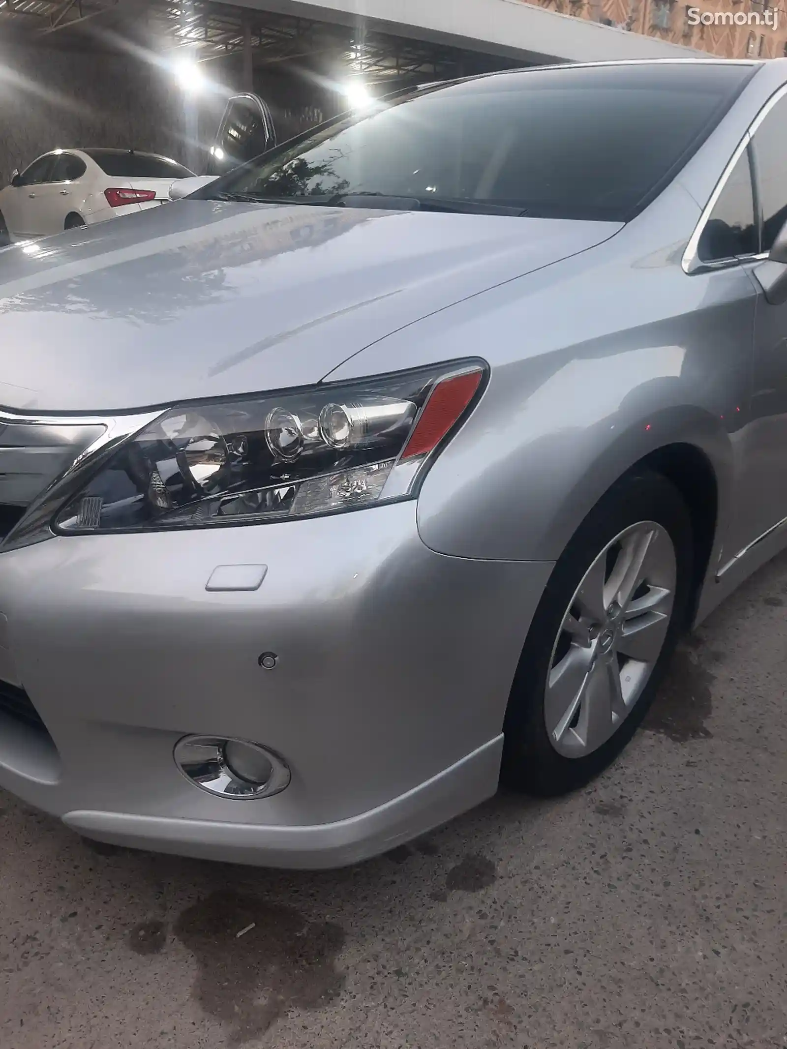 Lexus HS series, 2010-4