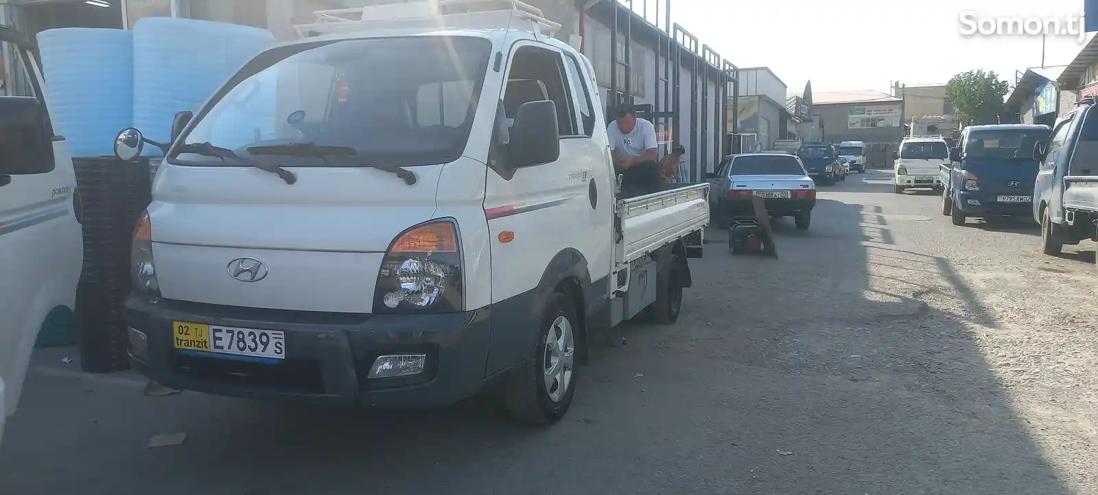 Бортовой автомобиль Hyundai Porter, 2014-1