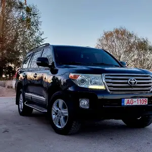 Toyota Land Cruiser, 2015