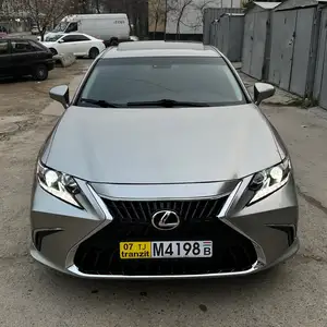 Lexus ES series, 2015