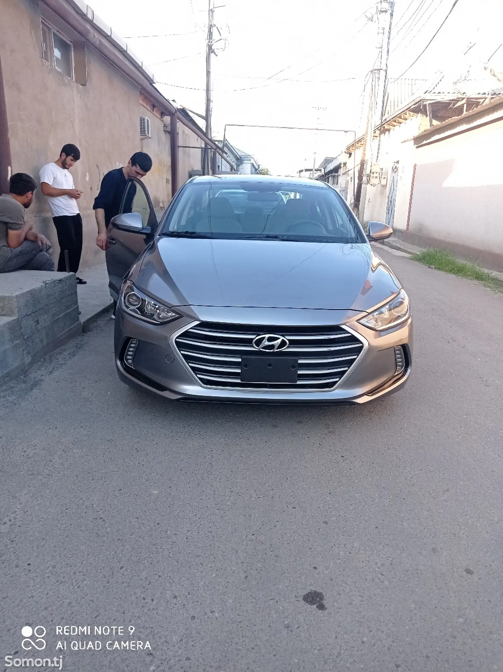 Hyundai Elantra, 2017-1