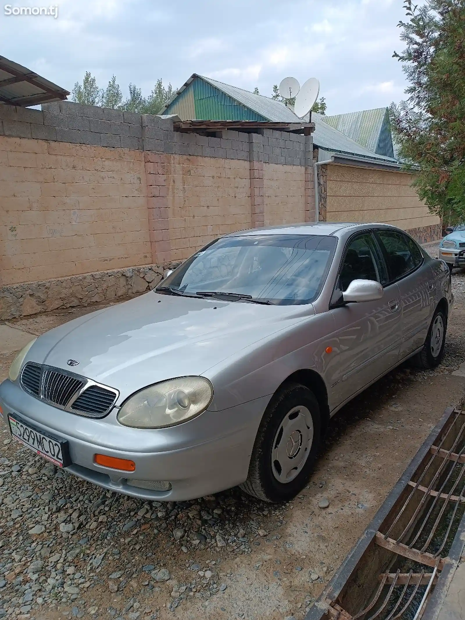 Daewoo Leganza, 1998-1