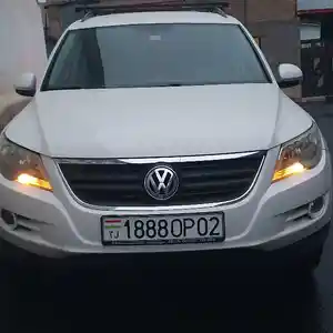 Volkswagen Tiguan, 2009