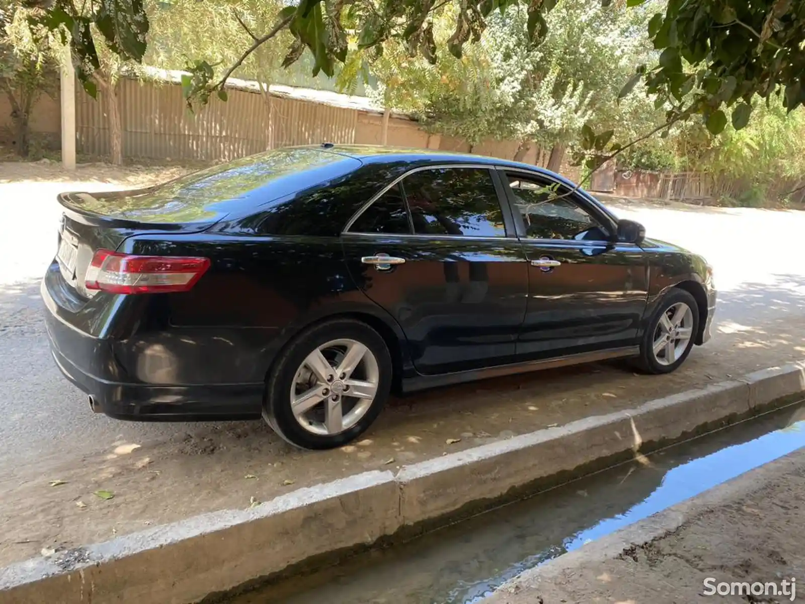 Toyota Camry, 2010-3