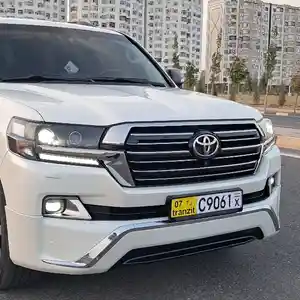 Toyota Land Cruiser, 2018