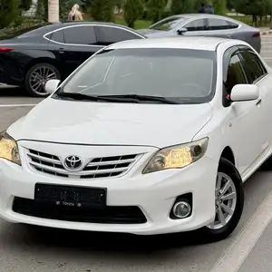 Toyota Corolla, 2013