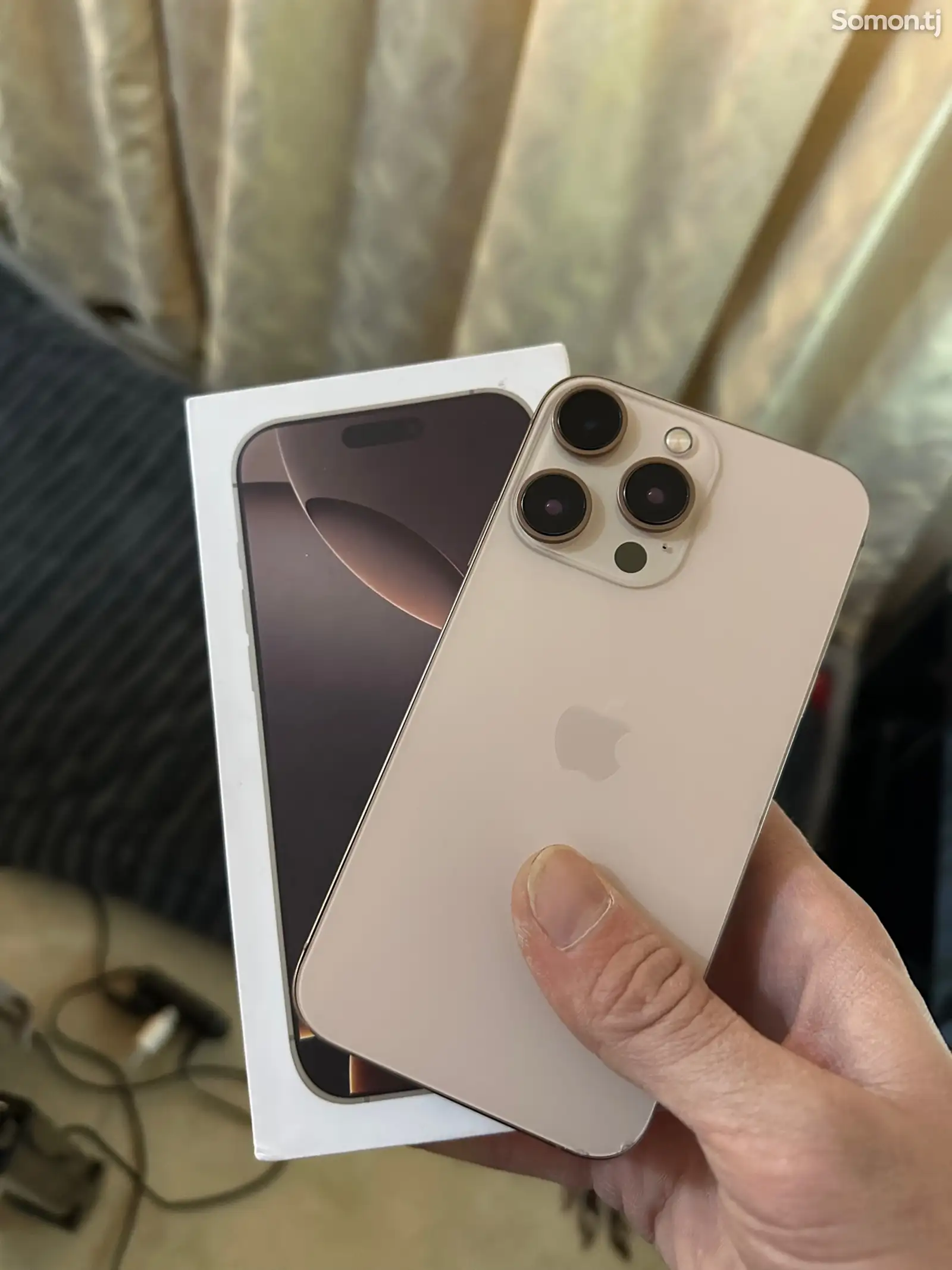 Apple iPhone 16 Pro, 128 gb, Desert Titanium