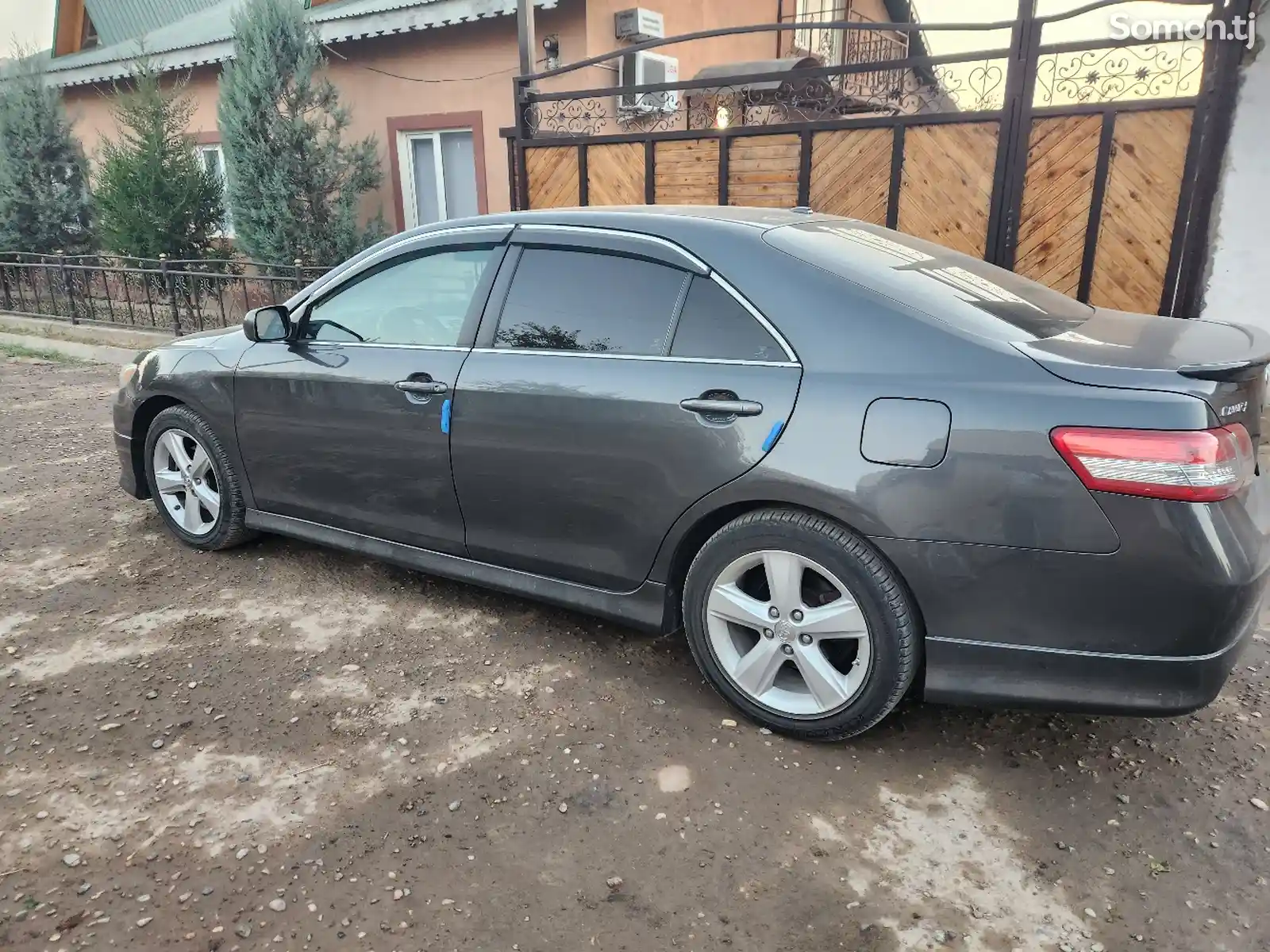 Toyota Camry, 2010-3