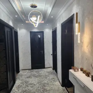 3-комн. квартира, 1 этаж, 87 м², 18 Микрорайон