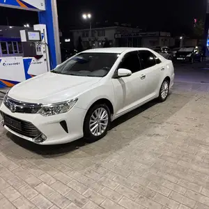 Toyota Camry, 2015