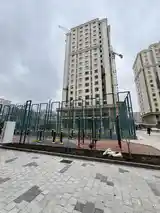 4-комн. квартира, 15 этаж, 132 м², Садбарг чорахаи чулочка Бустон Сити-4