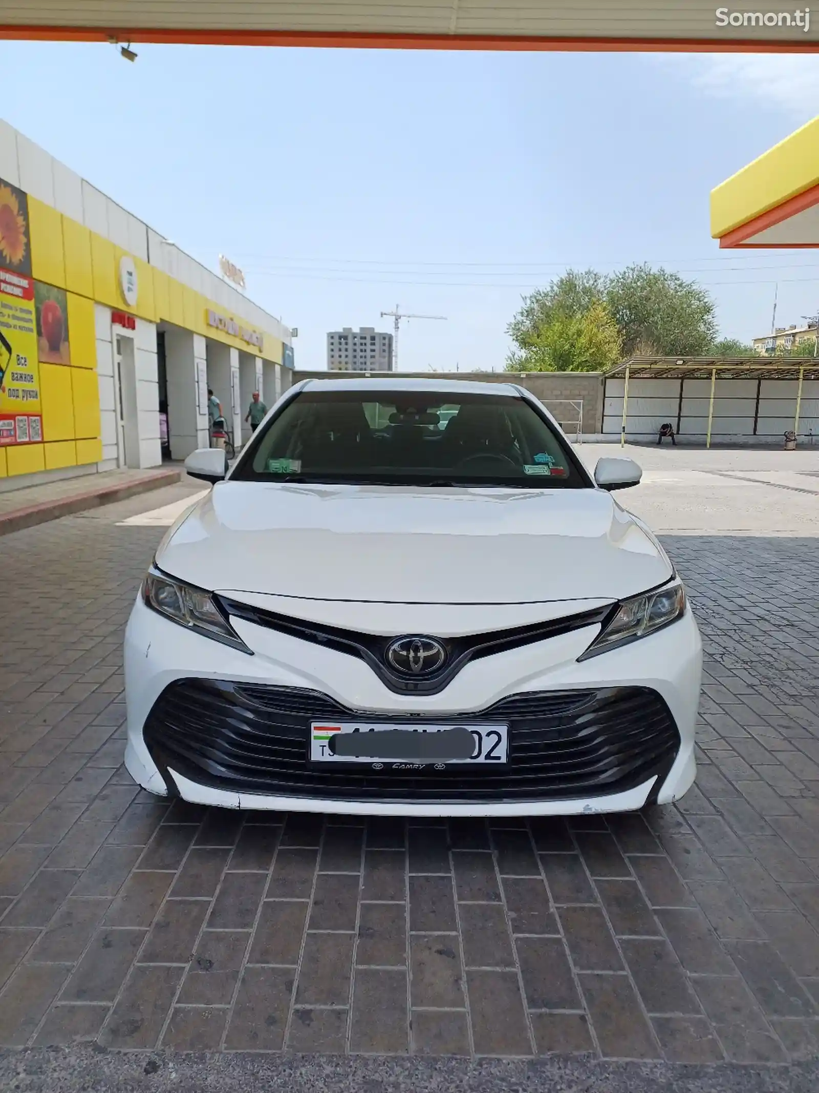 Toyota Camry, 2018-1