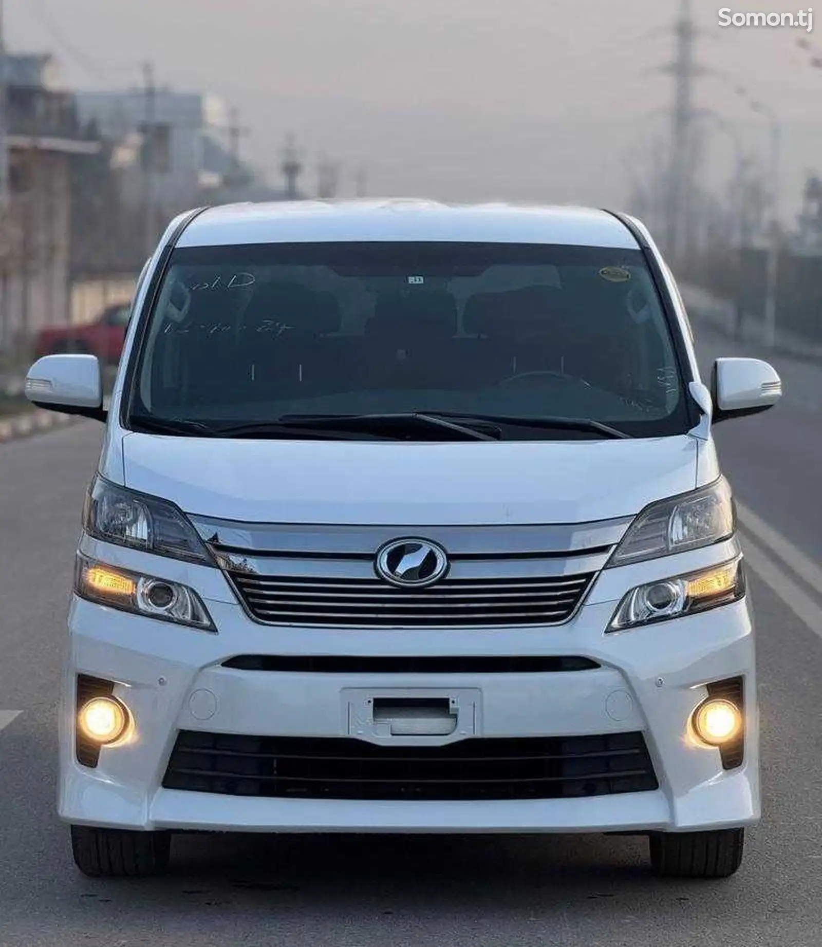 Toyota Vellfire, 2014-1