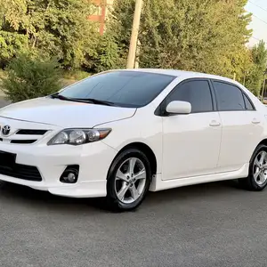 Toyota Corolla, 2010