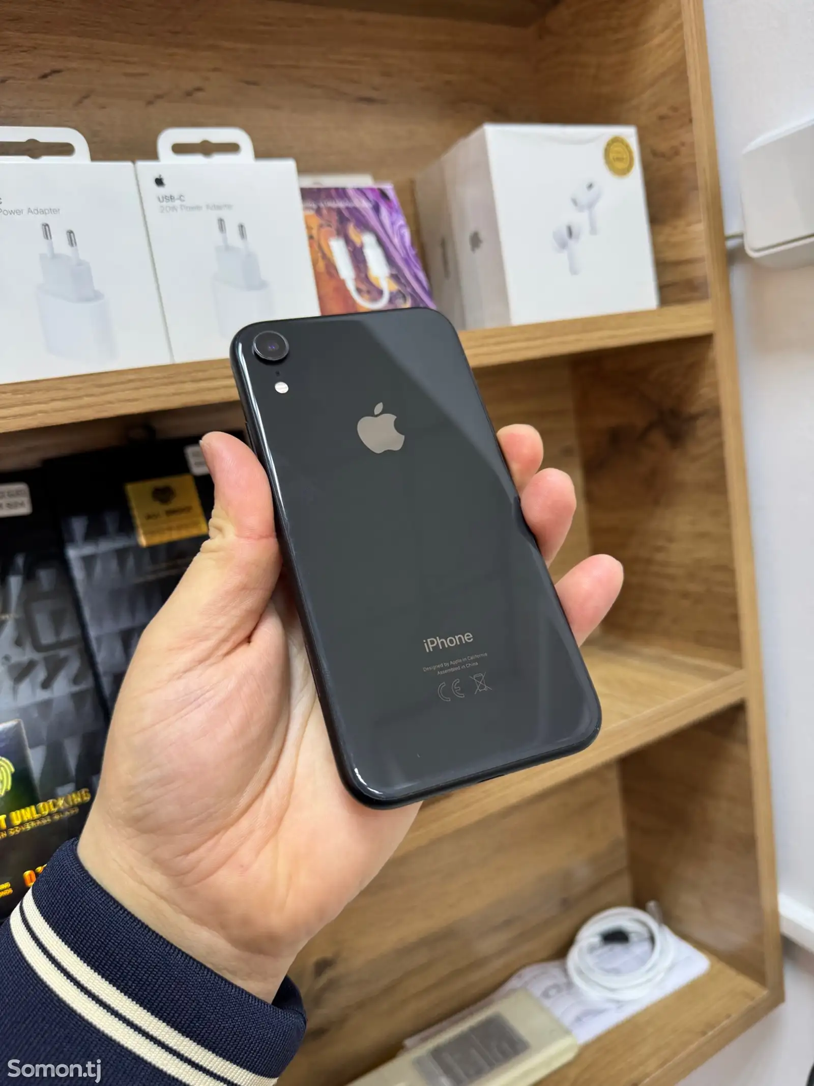 Apple iPhone Xr, 128 gb, Black-1