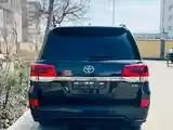 Toyota Land Cruiser, 2017-2