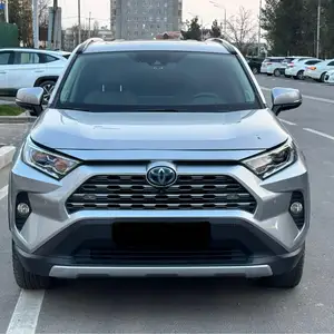 Toyota RAV 4, 2020