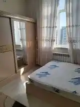 2-комн. квартира, 15 этаж, 56м², И. Сомони-4