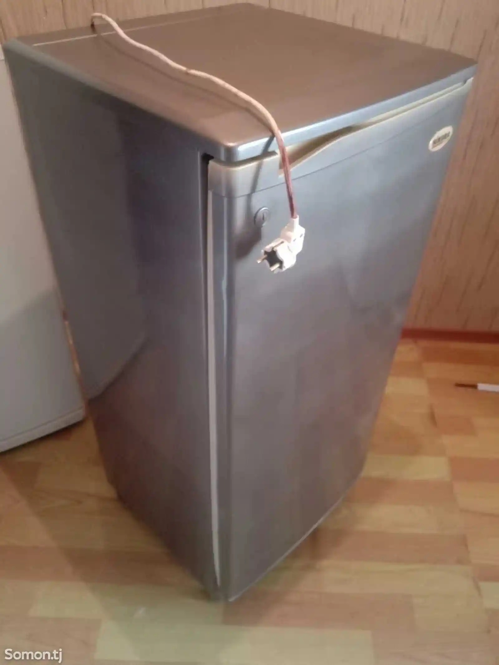 Холодильник никура-2