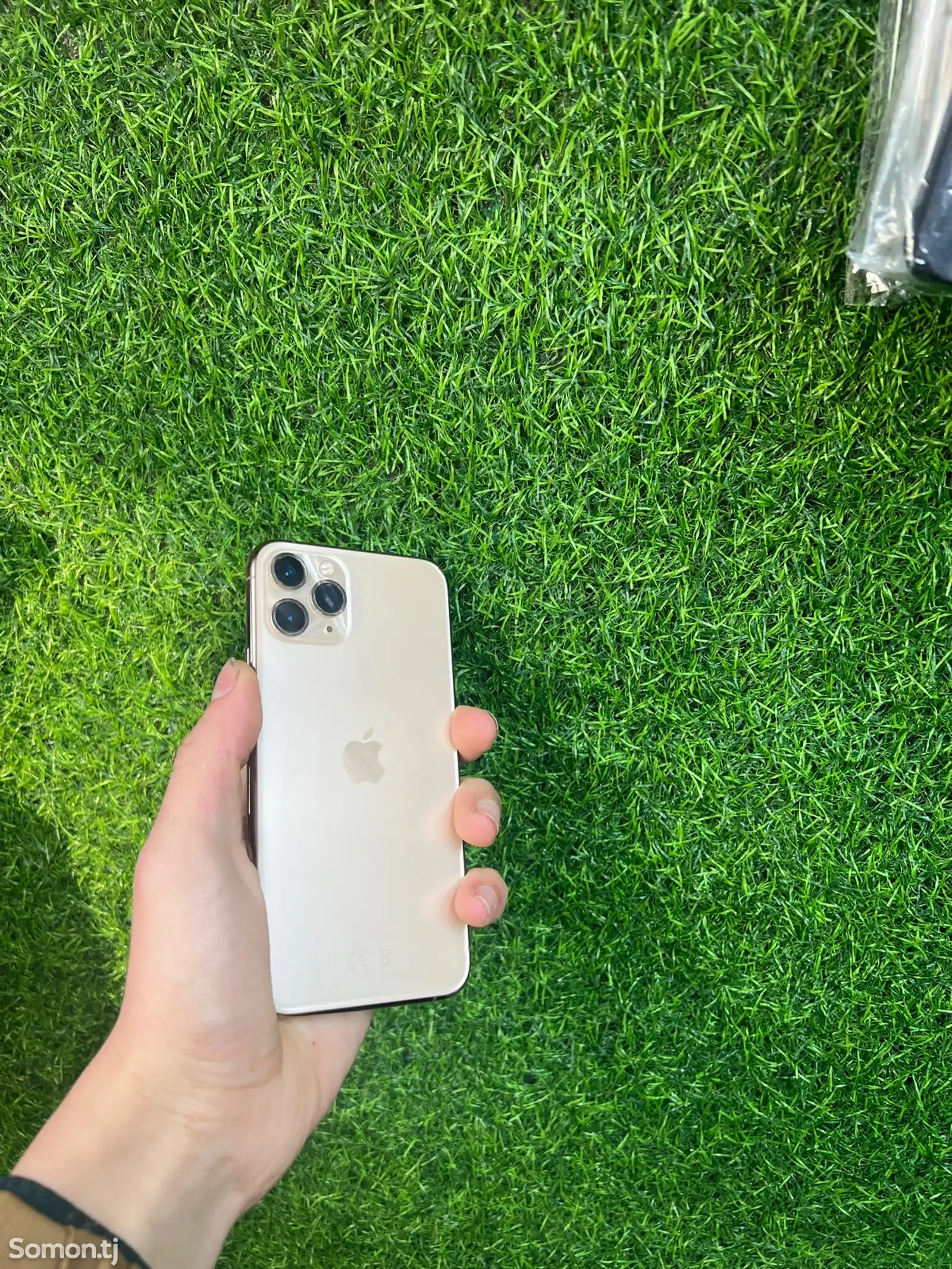 Apple iPhone 11 Pro, 512 gb, Gold-1