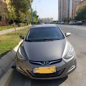 Hyundai Elantra, 2014