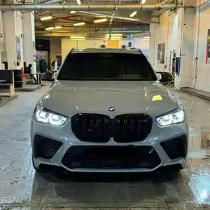 BMW X5 M, 2022