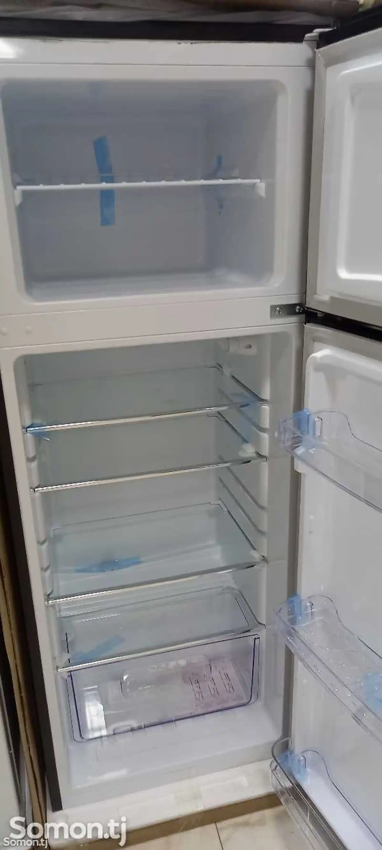 Холодильник Artel HD 276-2