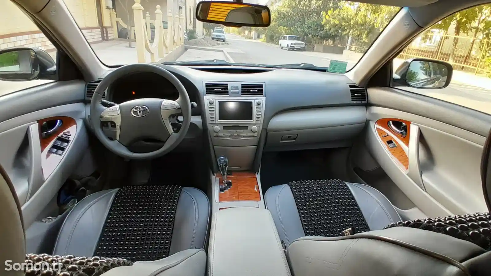 Toyota Camry, 2010-3