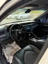 Toyota Camry, 2019-8