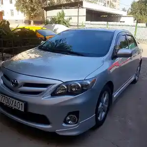 Toyota Corolla, 2013