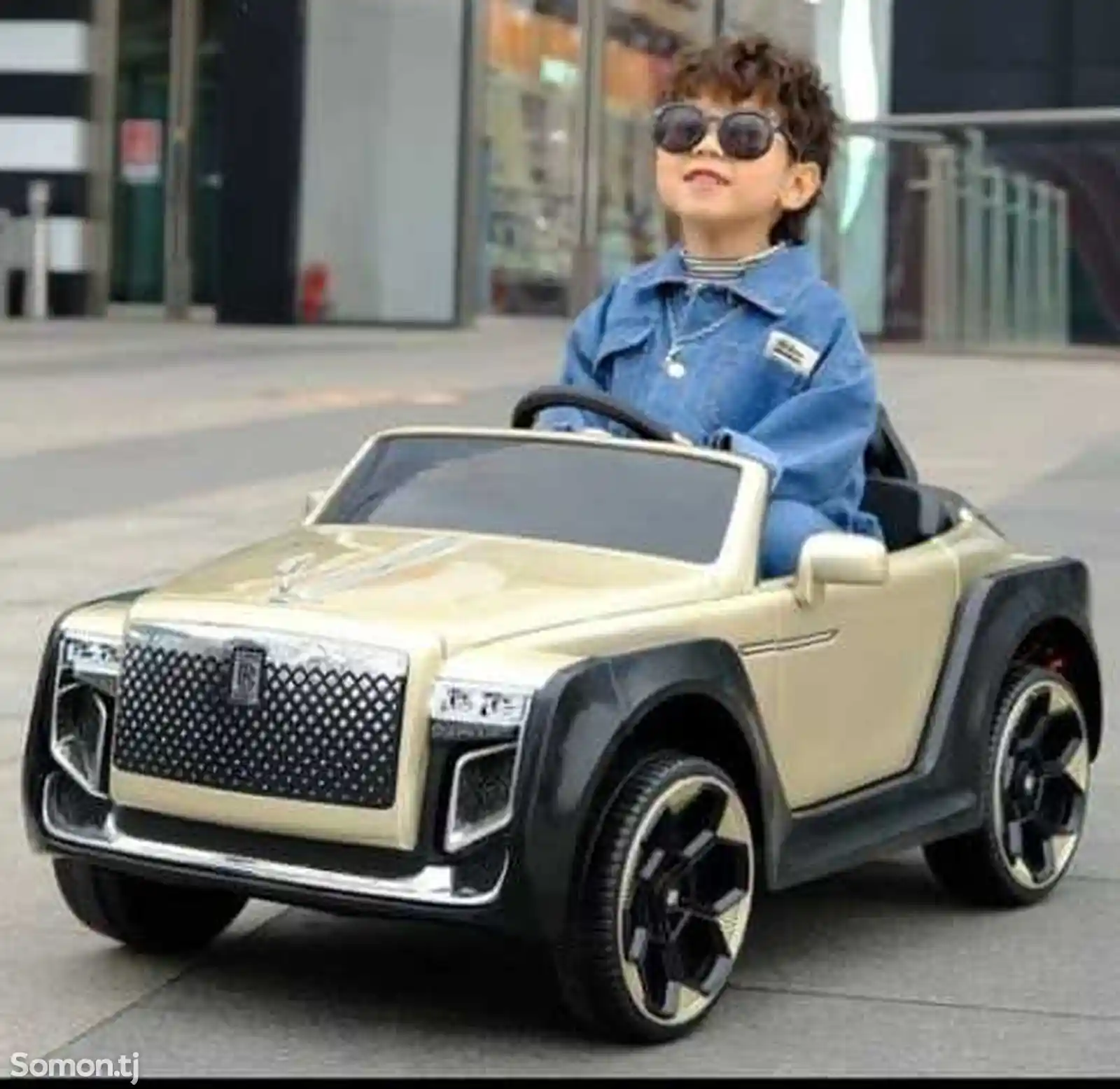 Детский электромобиль-3